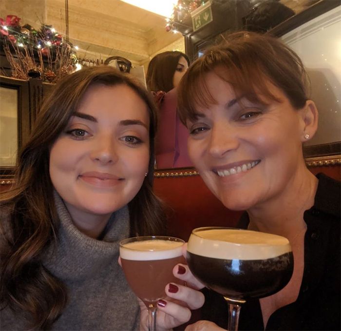 lorraine and daughter drinks