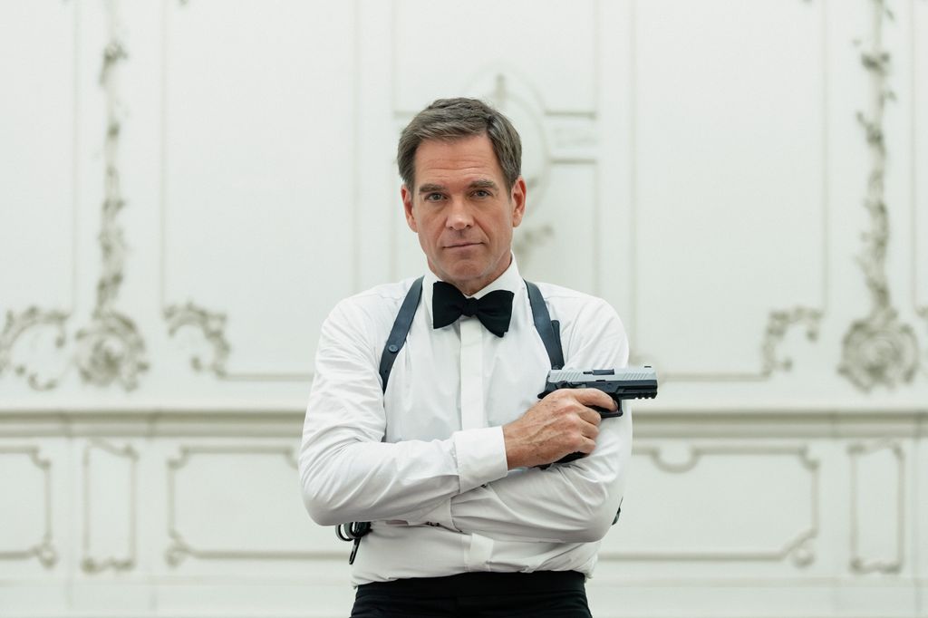 Michael Weatherly as Tony Dinozzo In NCIS: Tony & Ziva, season 1