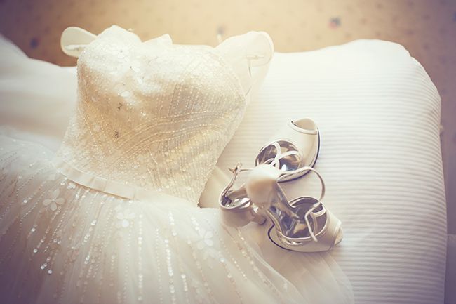 cleaning wedding dress 