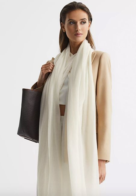 The 12 Best Cashmere Scarves for Women in 2023