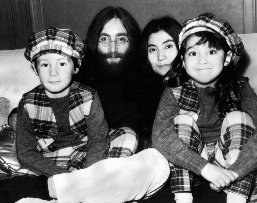 24th April 1971 (Photo by Mirrorpix/Mirrorpix via Getty Images) John Lennon and Yoko Ono in Edinburgh with Julian and Kyoko.