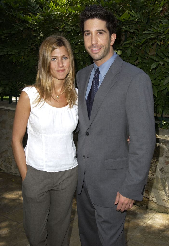 Jennifer Aniston & David Schwimmer pictured in 2003