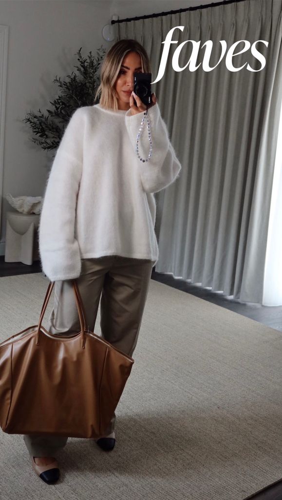 Frankie styled the Chanel-lookalikes with an oversized sweater and chinos