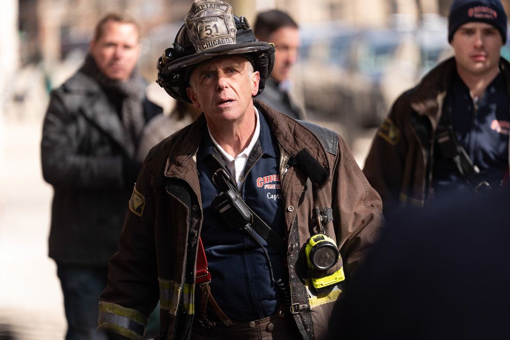David Eigenberg as Christopher Herrmann, Michael Bradway As Jack Damon in a still from Chicago Fire