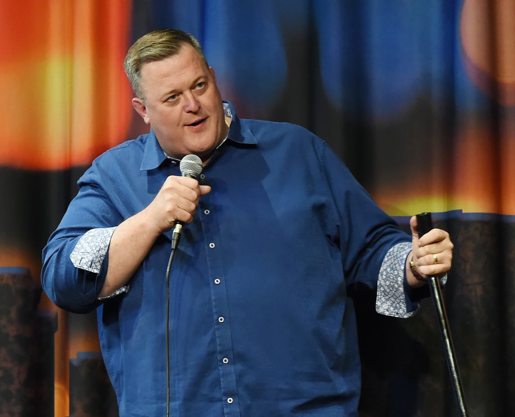 billy gardell microphone