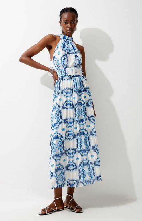 13 best tummy flattering dresses 2023: Expert stylist advice for hiding ...