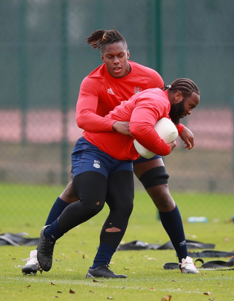 Maro Itoje and Beno Obano at a rugby training session