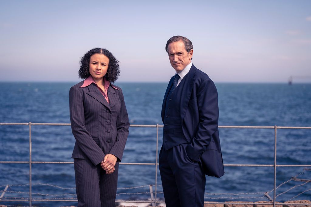 Carlyss Peer as Kate Miskin, Bertie Carvel as Detective Chief Inspector Adam Dalgliesh