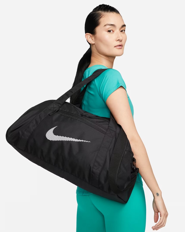 stylish nike gym bag for women.