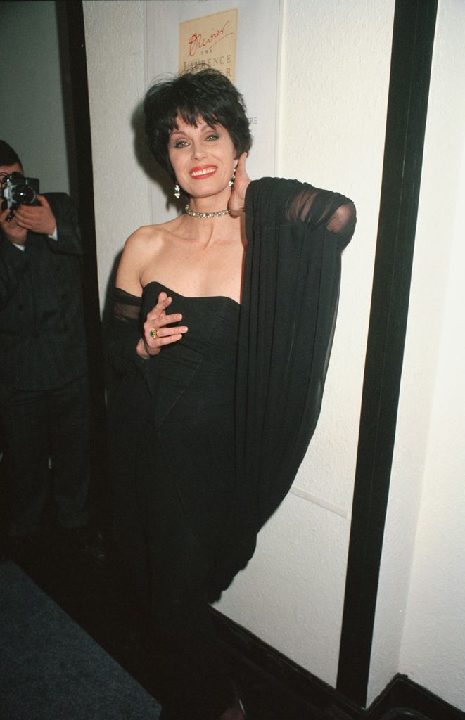 Actress Joanna Lumley attends the Laurence Olivier Awards at the Dominion Theatre in London, 8th April 1990. 