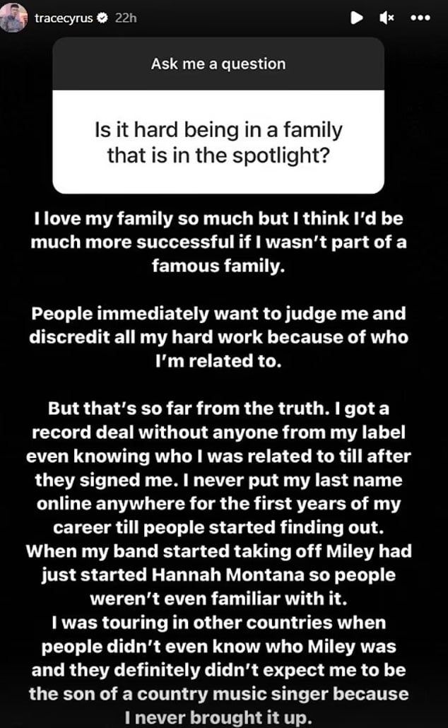 Trace Cyrus' response to a fan asking about being part of a famous family