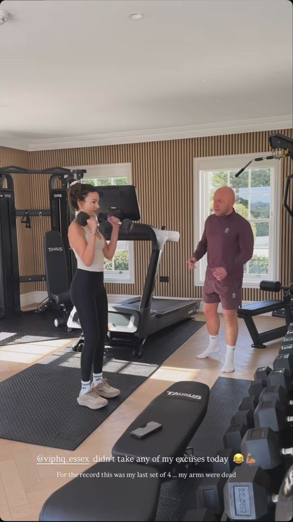 Une photo de Michelle Keegan en plein entraînement