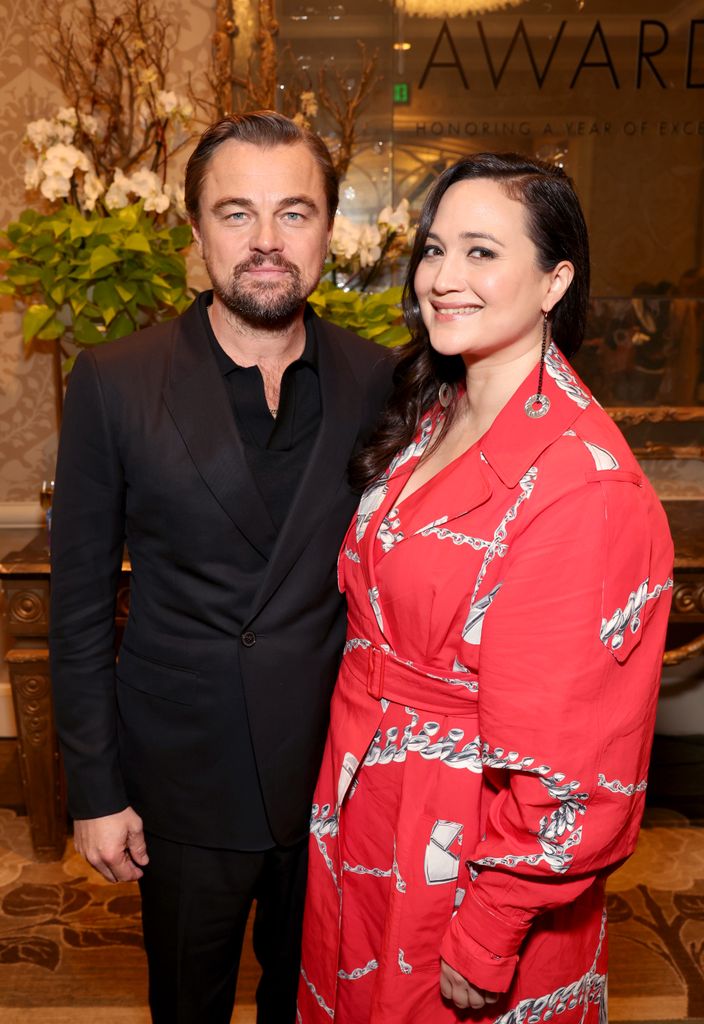 Leonardo DiCaprio e Lily Gladstone participam do AFI Awards no Four Seasons Hotel Los Angeles, em Beverly Hills. 