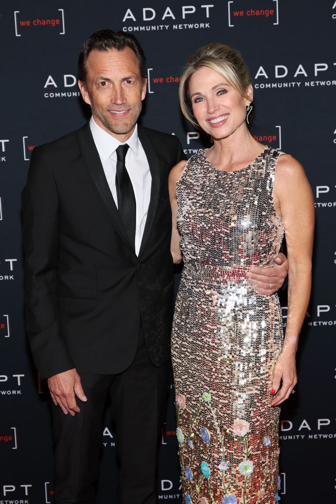 Amy Robach and Andrew Shue on the red carpet 