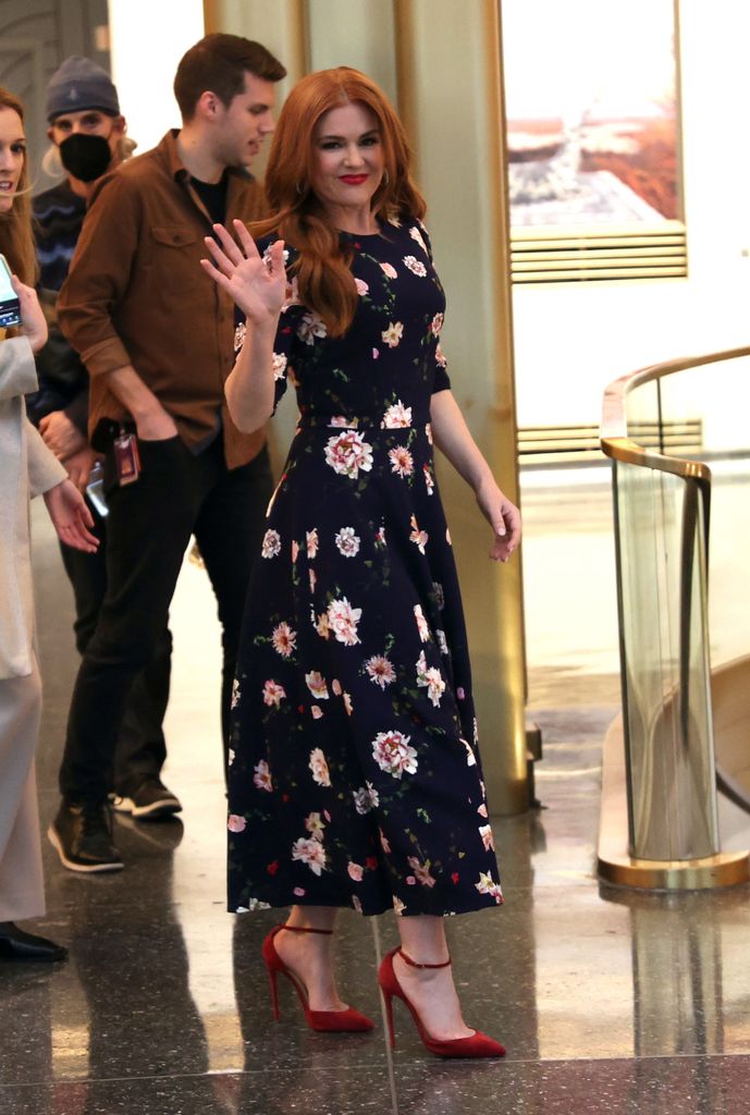 isla fisher floral dress today show
