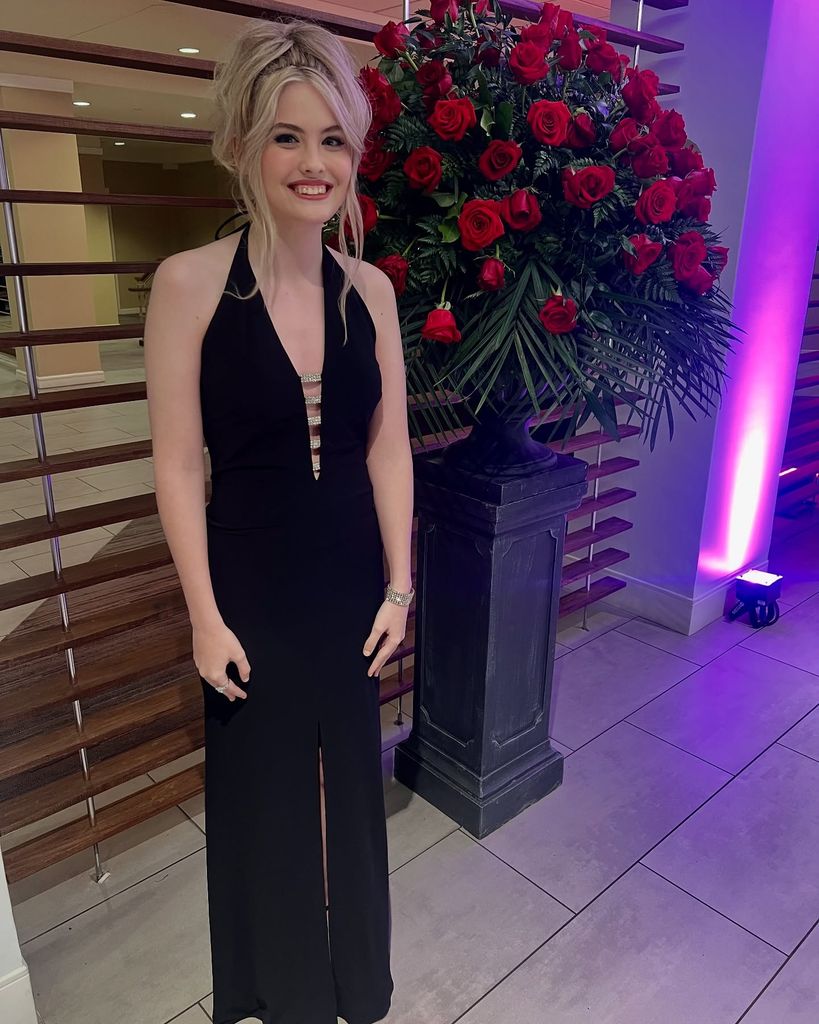 dannielynn birkhead wearing anna nicole smith backless dress