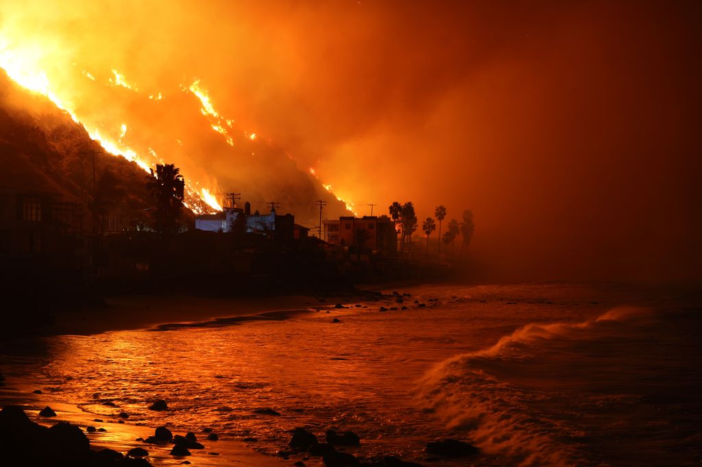 malibu burning la wildfires