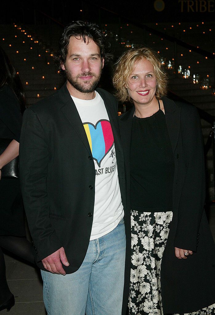 Paul and Julie Rudd pictured in 2003