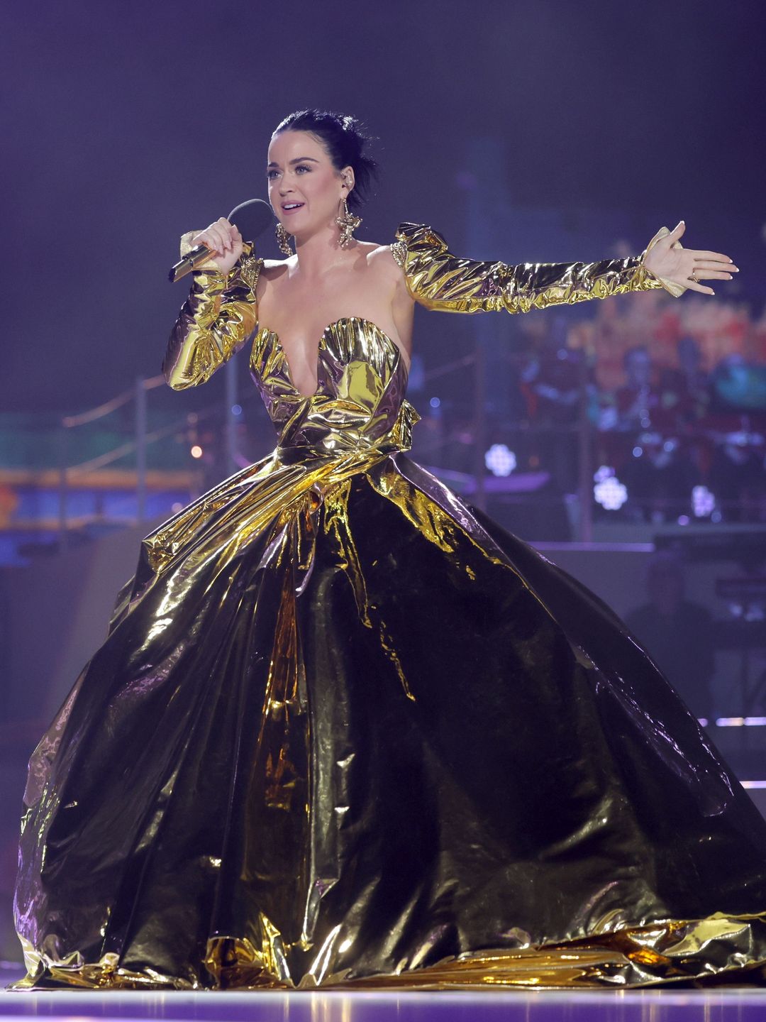 WINDSOR, ENGLAND - MAY 07: Katy Perry performs on stage during the Coronation Concert on May 07, 2023 in Windsor, England. The Windsor Castle Concert is part of the celebrations of the Coronation of Charles III and his wife, Camilla, as King and Queen of the United Kingdom of Great Britain and Northern Ireland, and the other Commonwealth realms that took place at Westminster Abbey yesterday. Performers include Take That, Lionel Richie, Katy Perry, Paloma Faith, Olly Murs, Andrea Bocelli and Sir Bryn Terfel, Alexis Ffrench, Lang Lang & Nicole Scherzinger, Bette Midler, Tiwa Savage, Steve Winwood, Pete Tong and The Coronation Choir. (Photo by Chris Jackson/Getty Images)