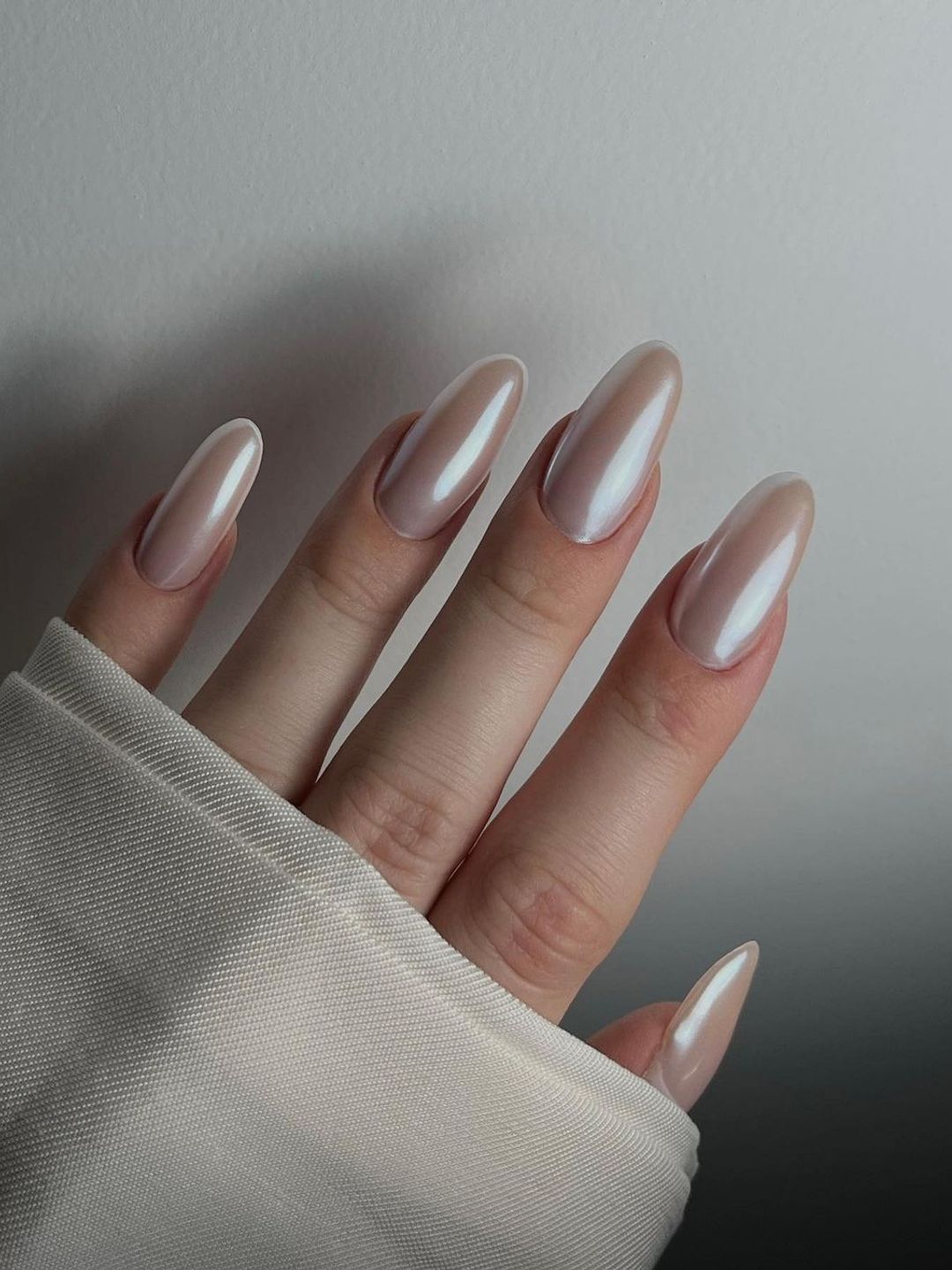 Chrome nails 