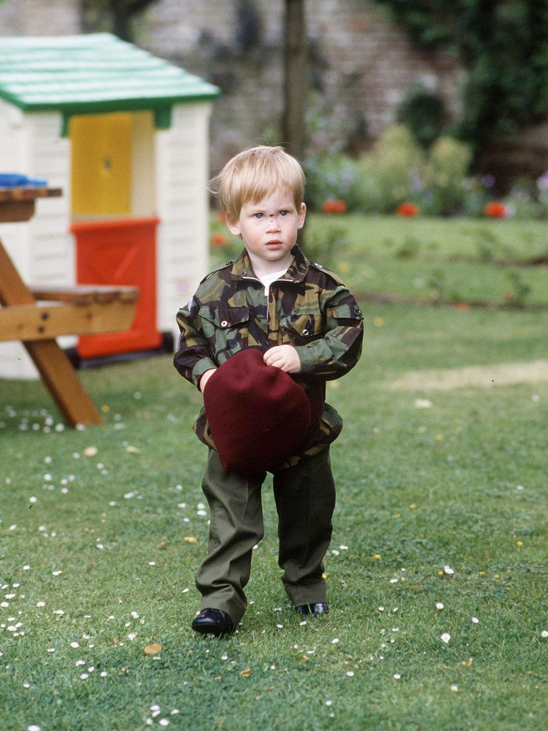 prince harry aged 2 wearing parachute uniform