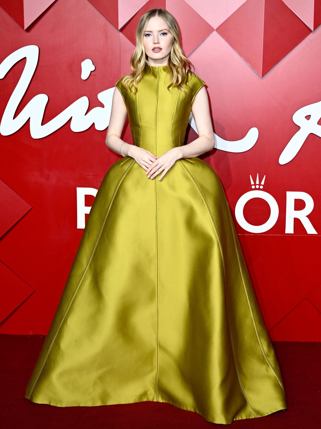 ellie bamber in lime gown