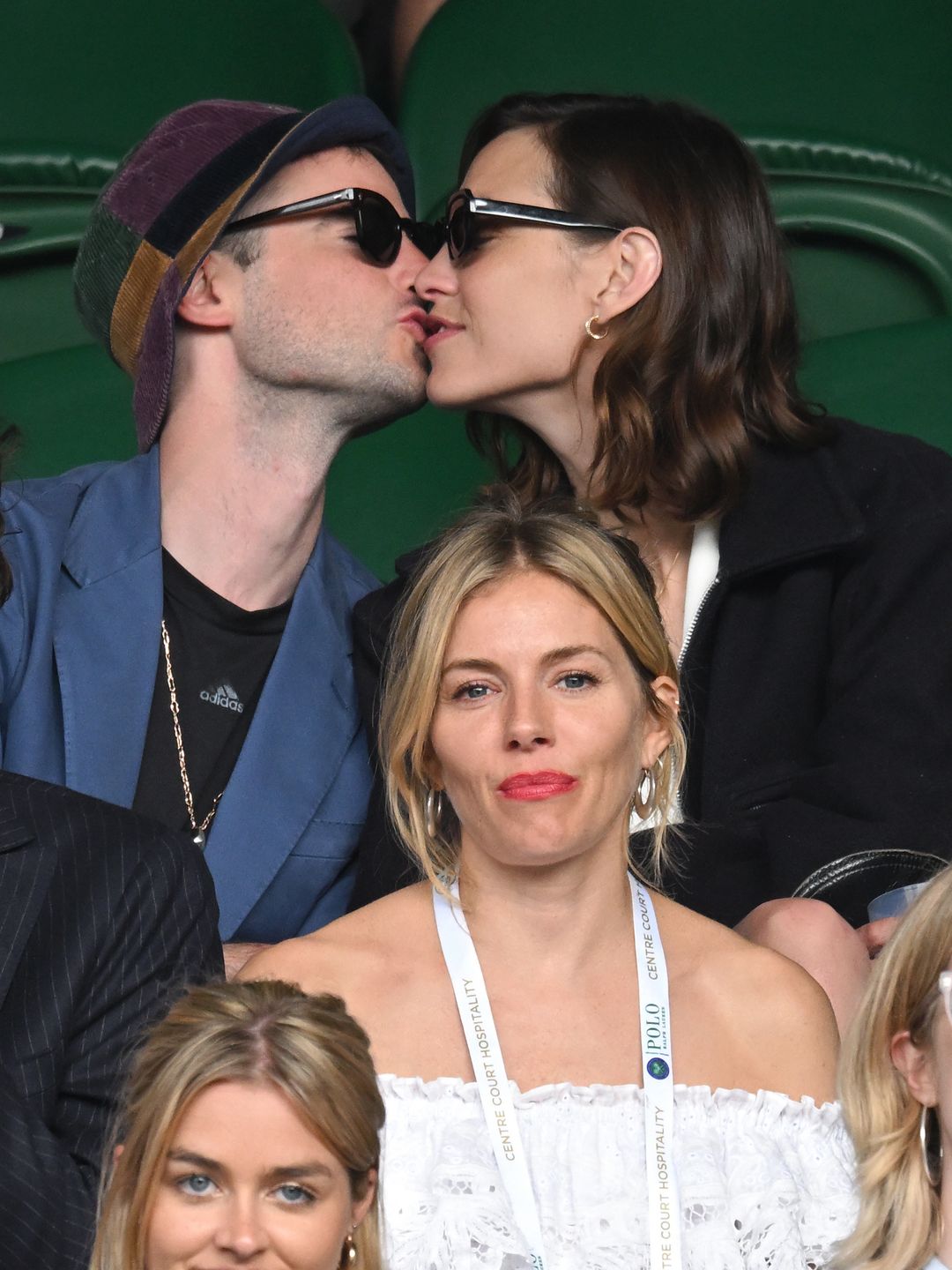 Tom and Alexa share a kiss at Wimbledon 2022