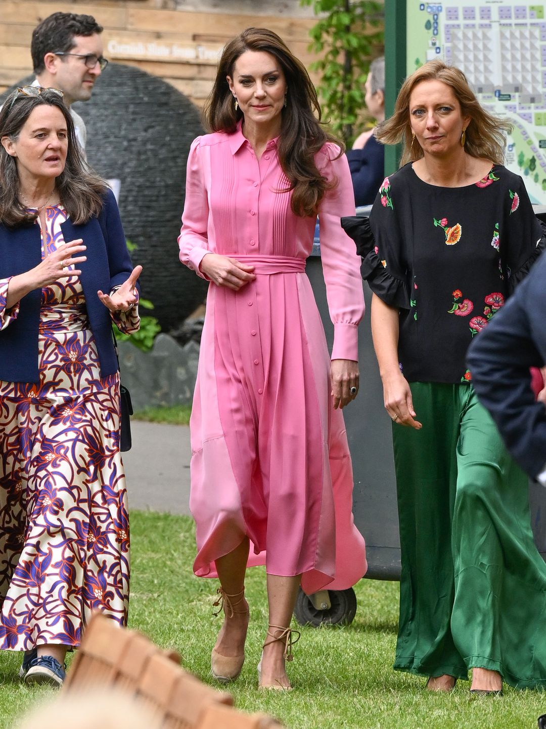 Princess Kate rocks cult-adored espadrilles at the Chelsea Flower Show ...