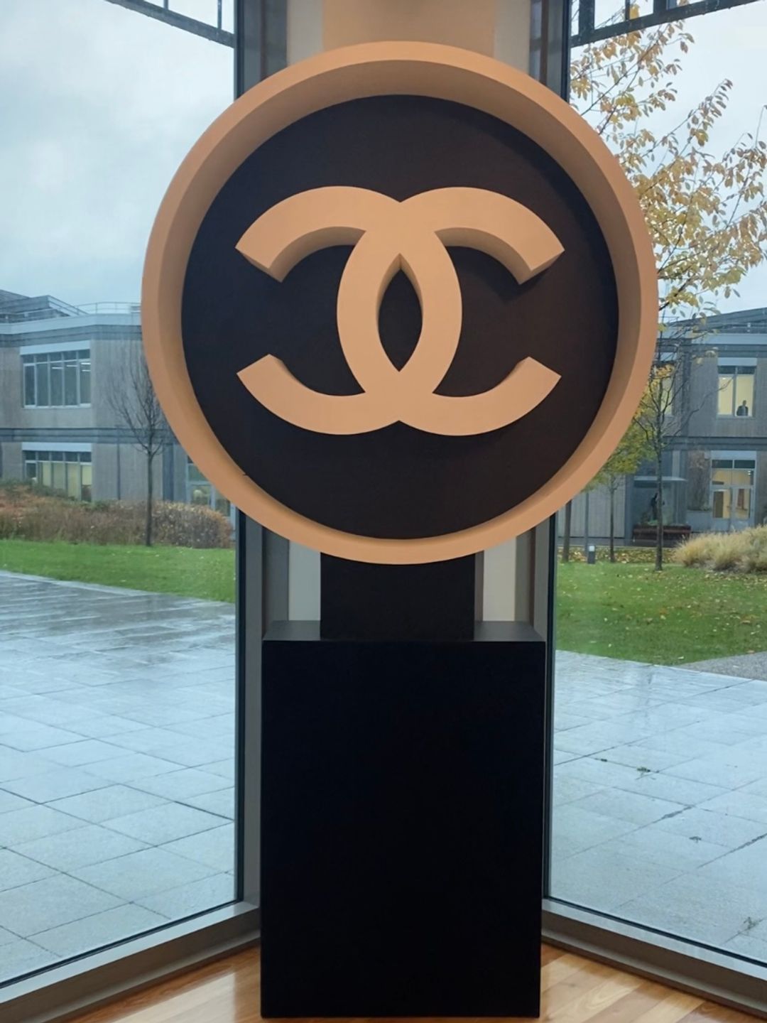 Chanel double C logo 