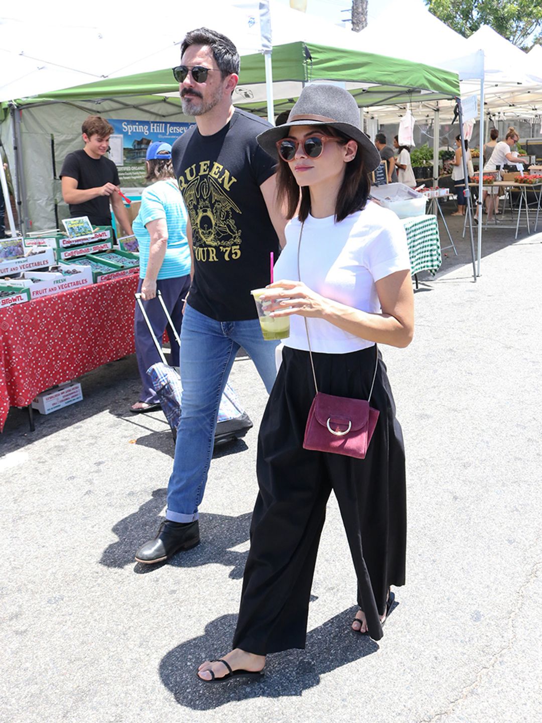 Steve Kazee and Jenna Dewan at a market in LA