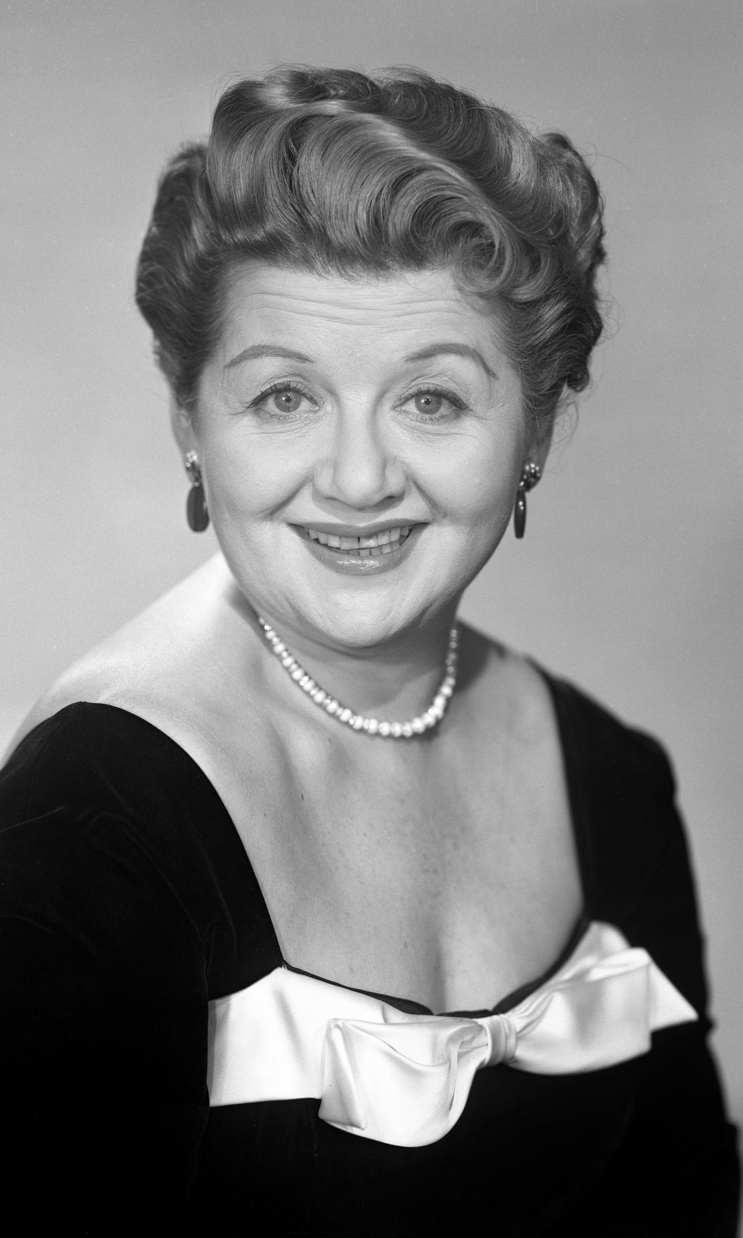 Mae Questel