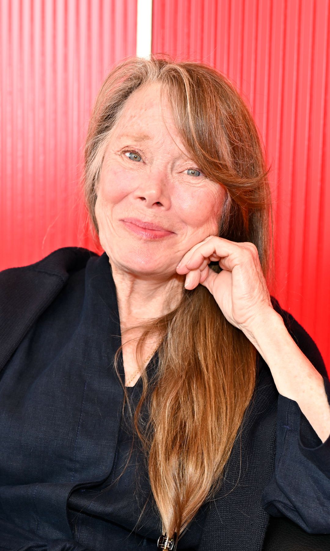 Sissy Spacek resting her head on her hand