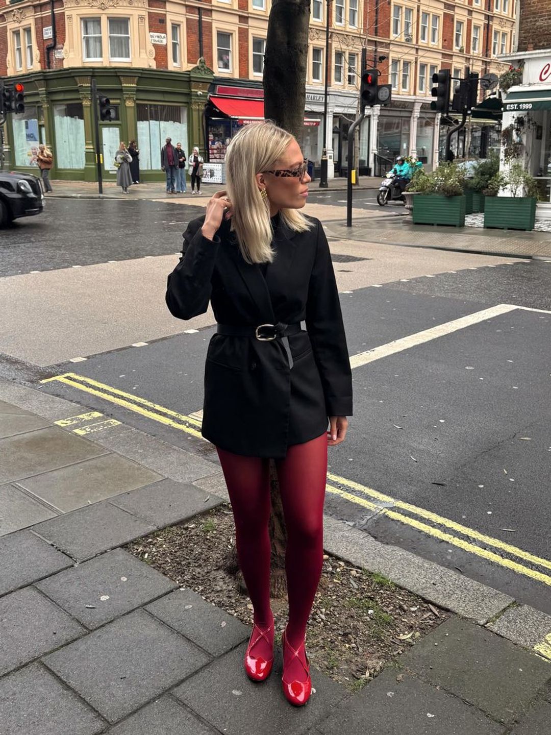 I also donned red tights during LFW, paired with red ballet flats by Camilla Elphick, a black blazer and a belt