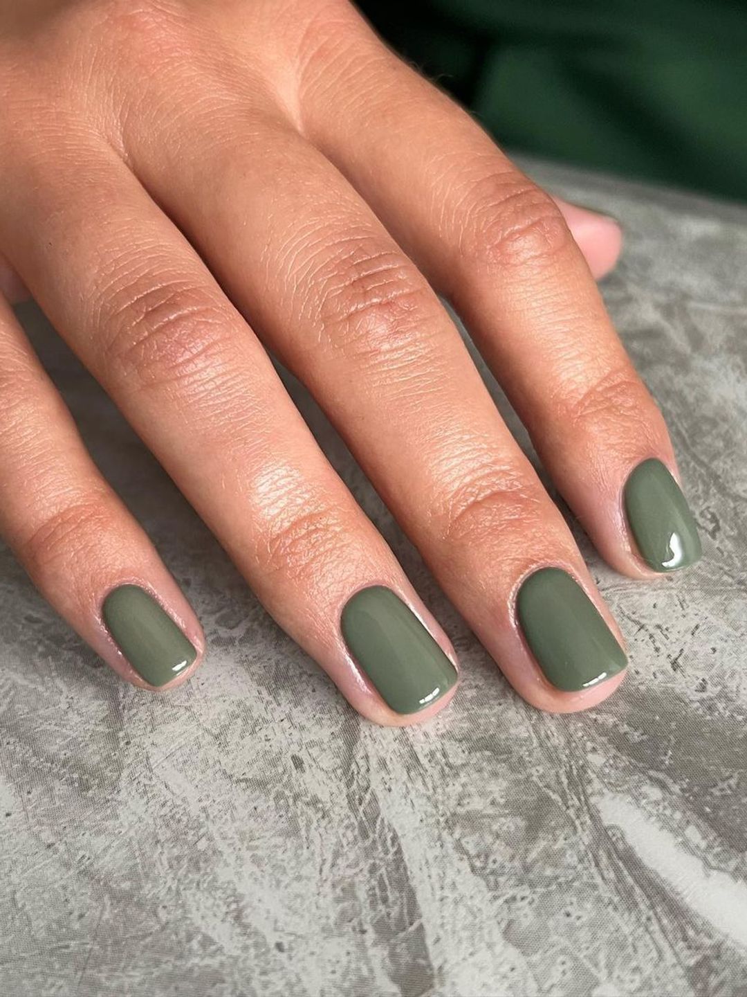 Green nails 