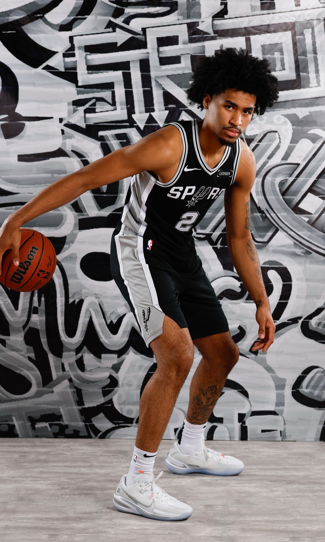 How did Dylan get his start?