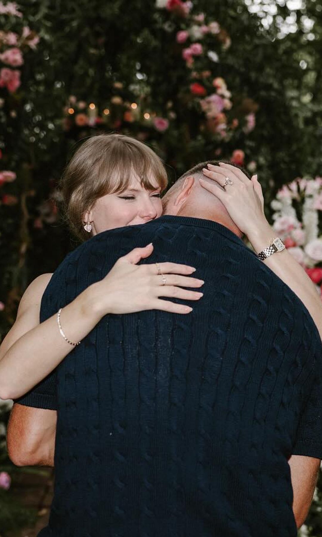 On her right arm, Taylor wore a £17,700 Louis Vuitton bracelet