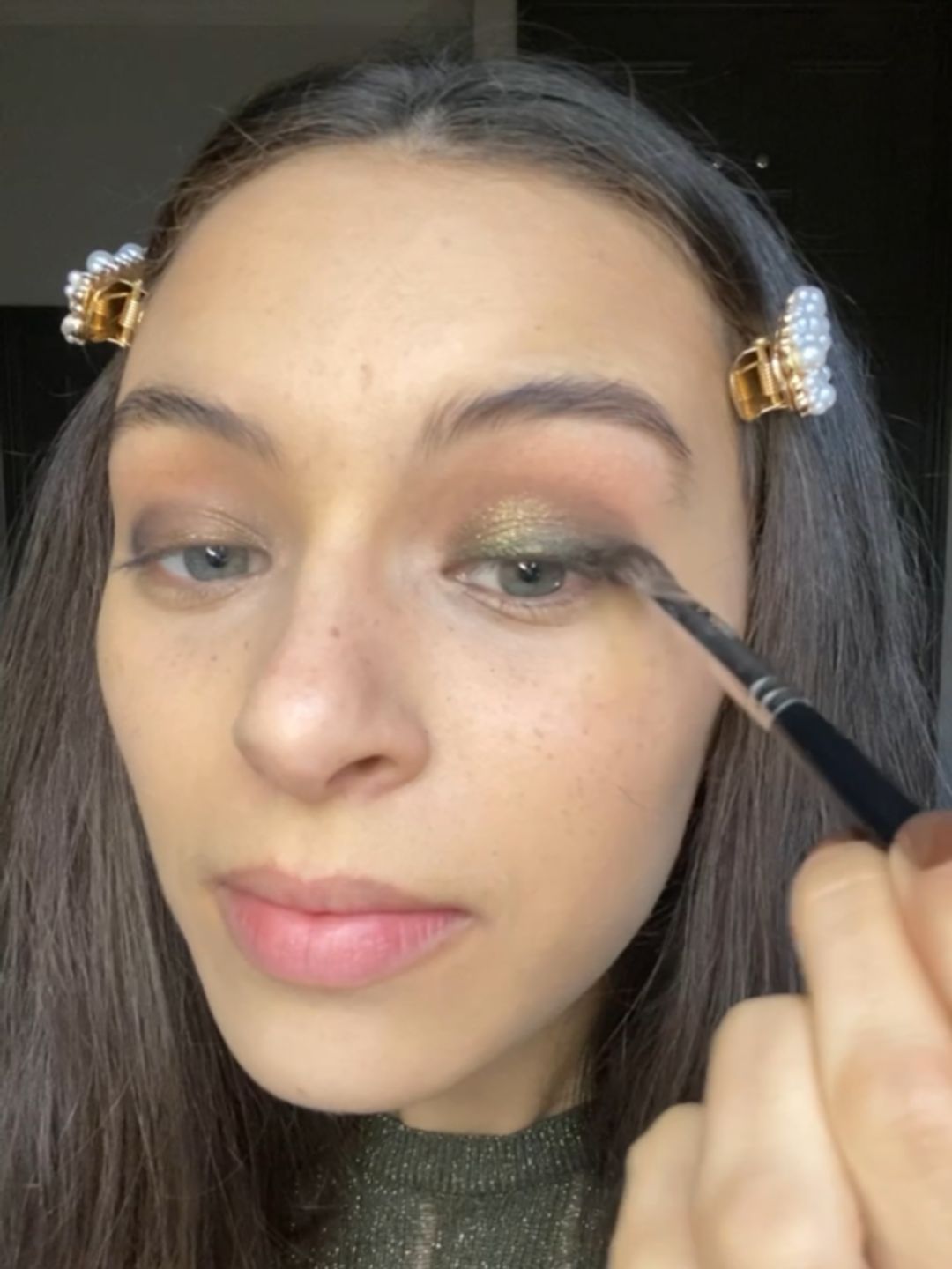 I tried the viral 'Martini Makeup' trend and it's perfect for New Years ...