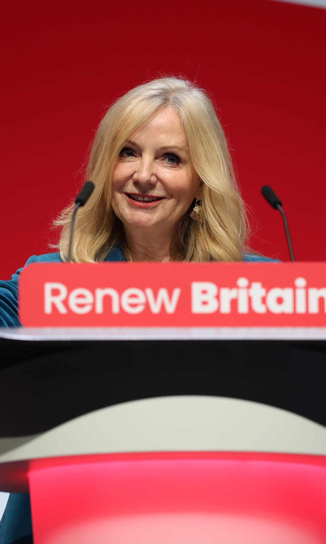 Tracy Brabin giving a speech at the Labour Party Conference