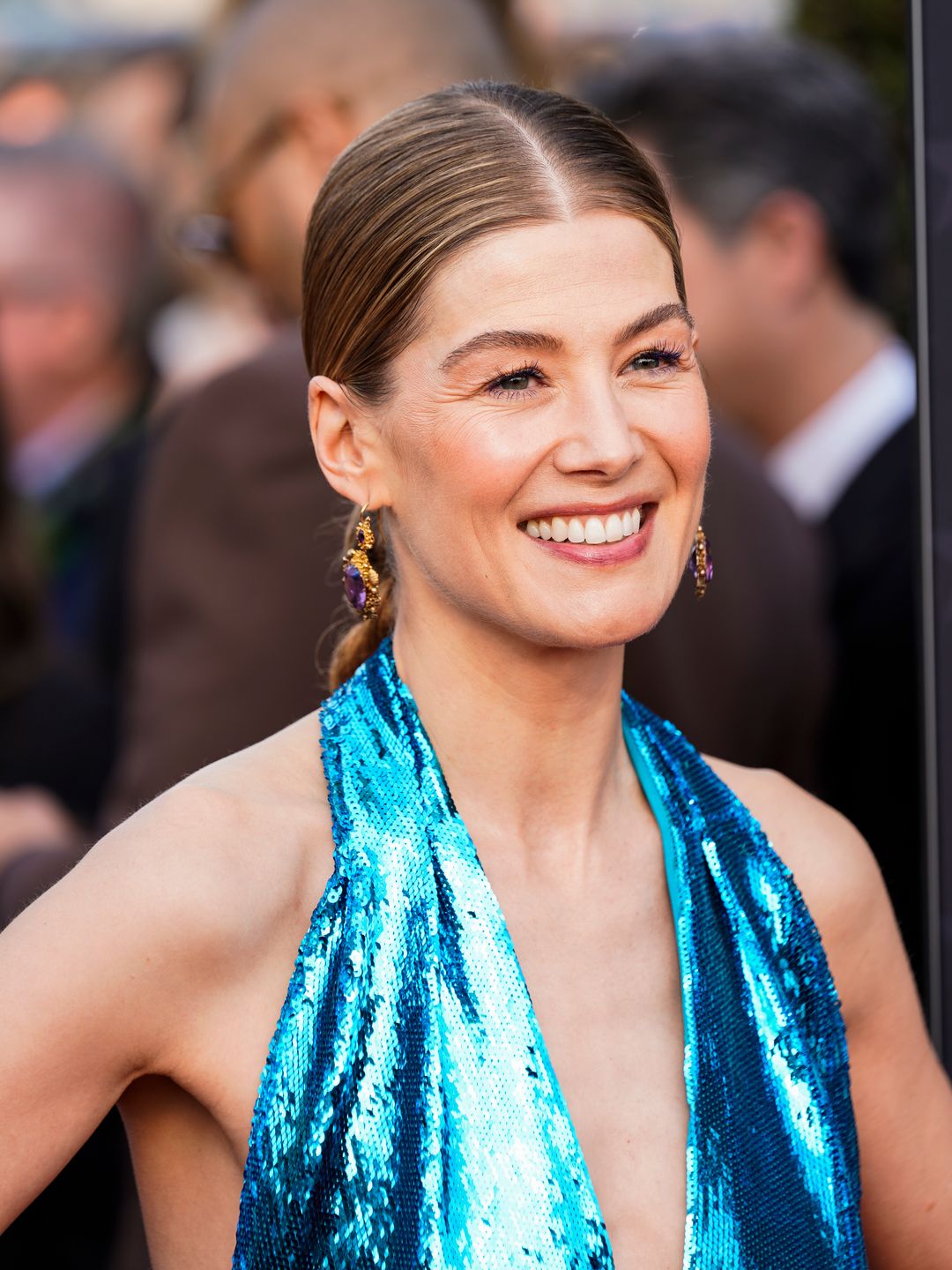 Rosamund Pike smiling on the red carpet at the Critics' Choice Awards 