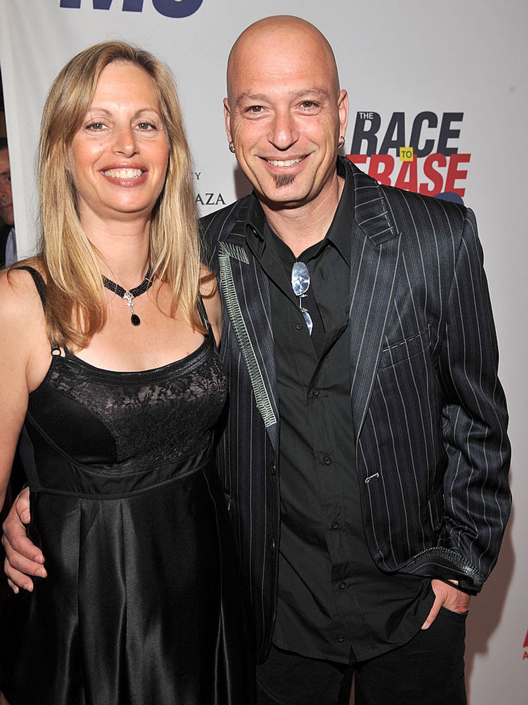 omedian Howie Mandel and wife Terry Soil arrive to the 15th Annual Race to Erase MS at the Hyatt Regency in 2008. 