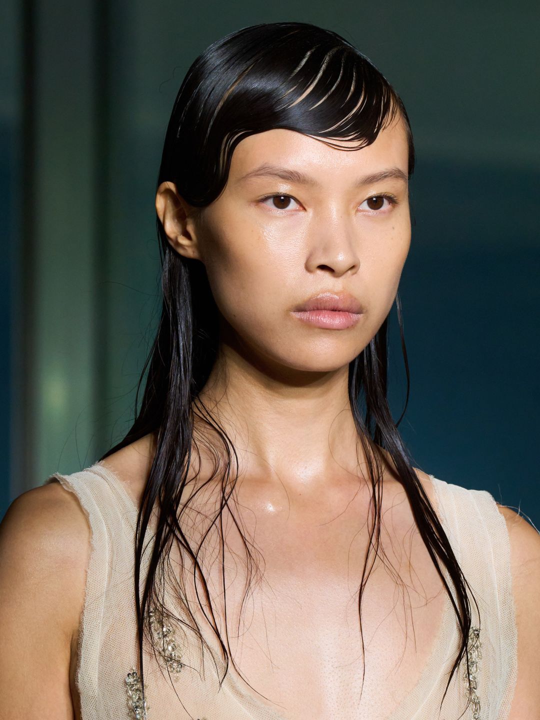 Model with wet-look hair at Jason Wu runway 