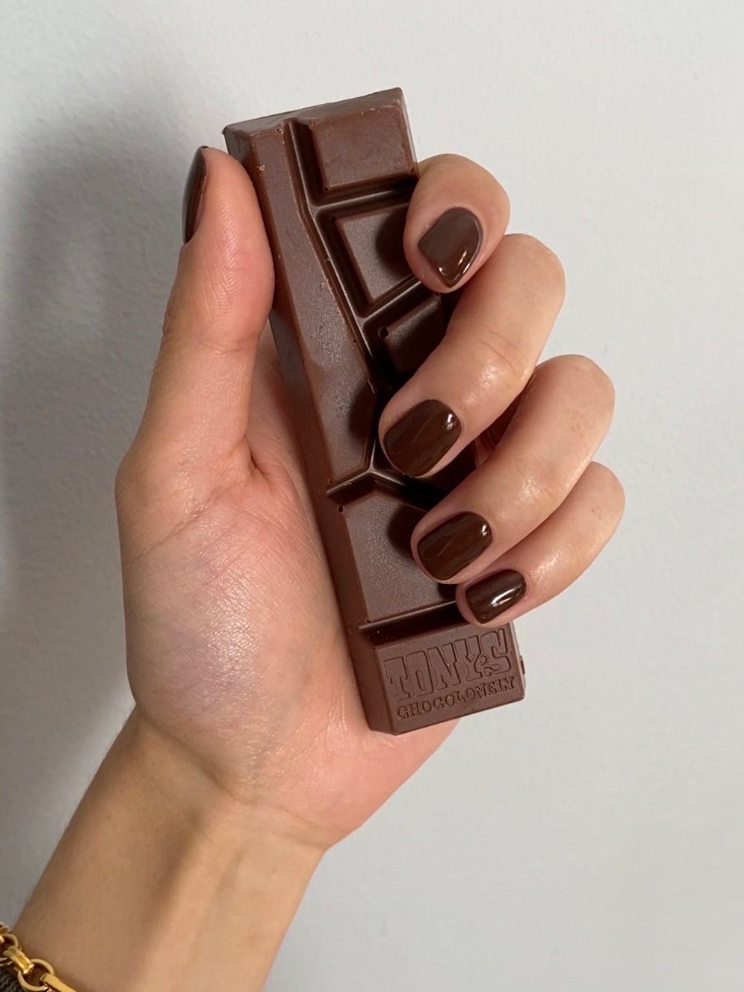 Chocolate brown nails 