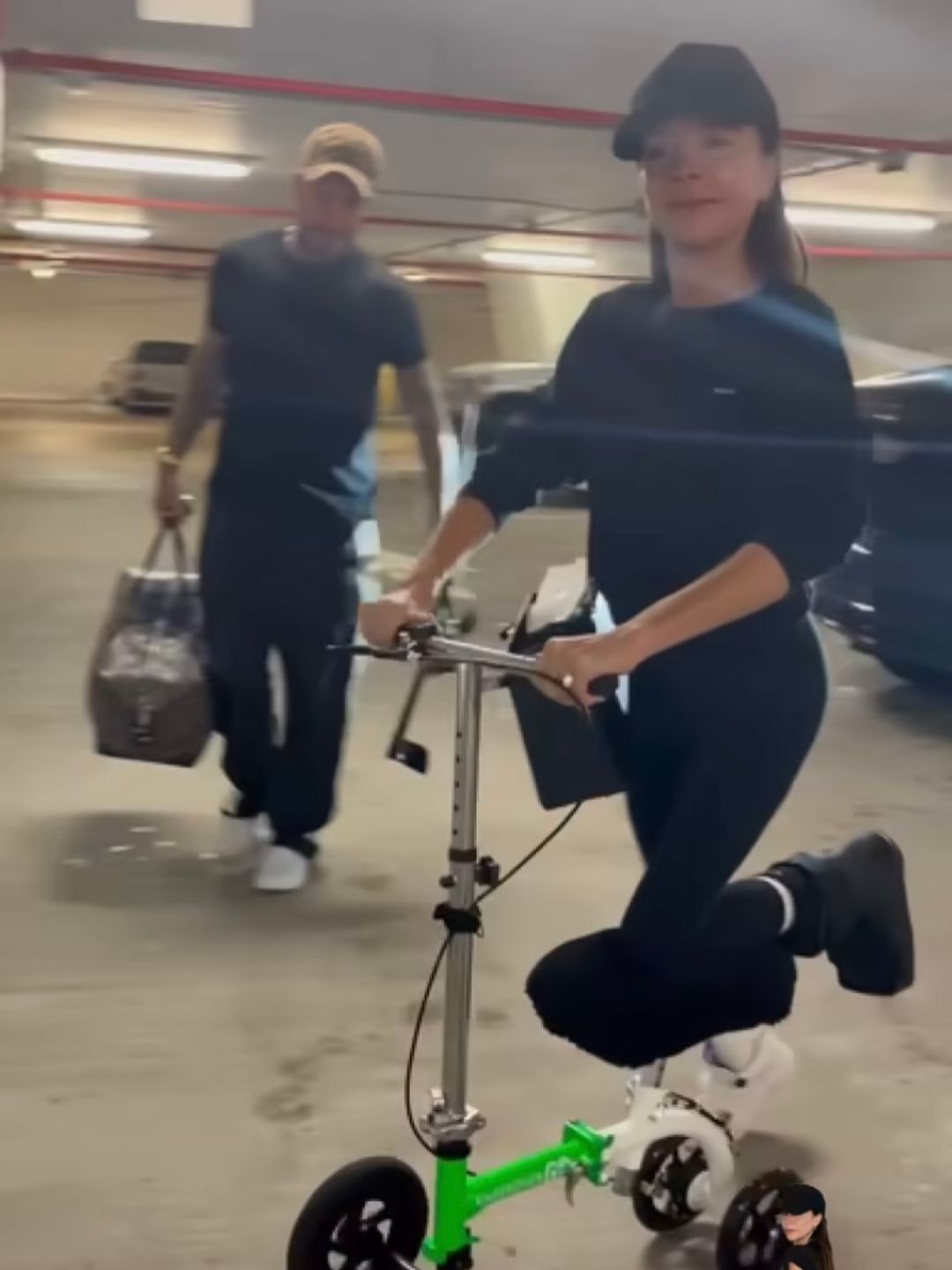 Victoria scooted around with a luxe box bag on her shoulder 