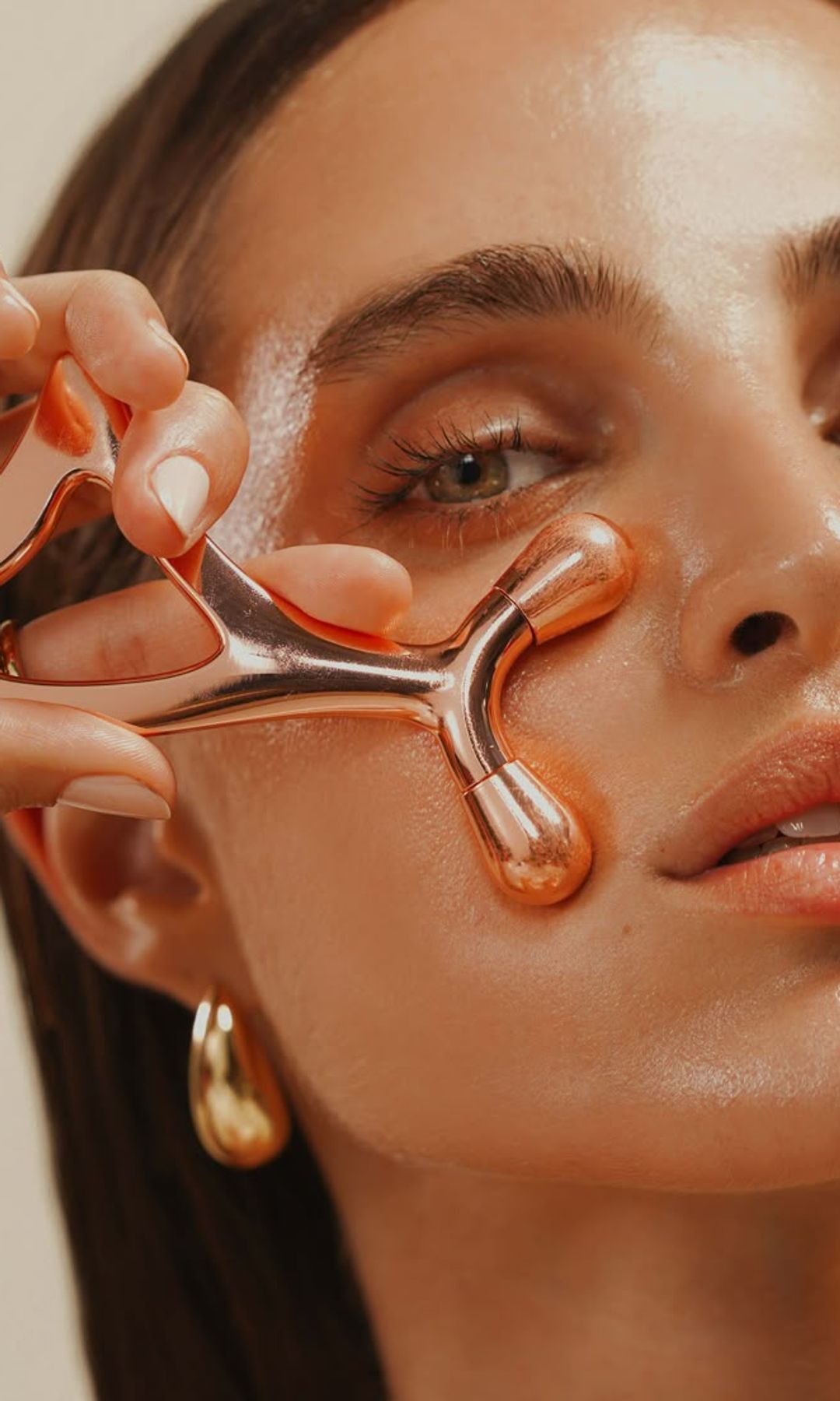woman doing skincare on the go 