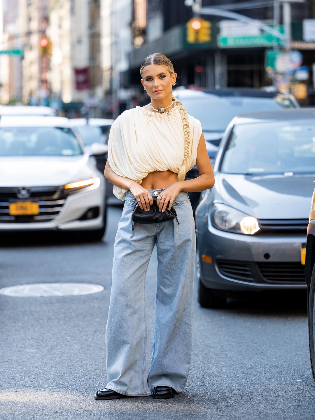 How to Wear Wide-Leg Pants: 3 Baggy Trousers Outfit Ideas