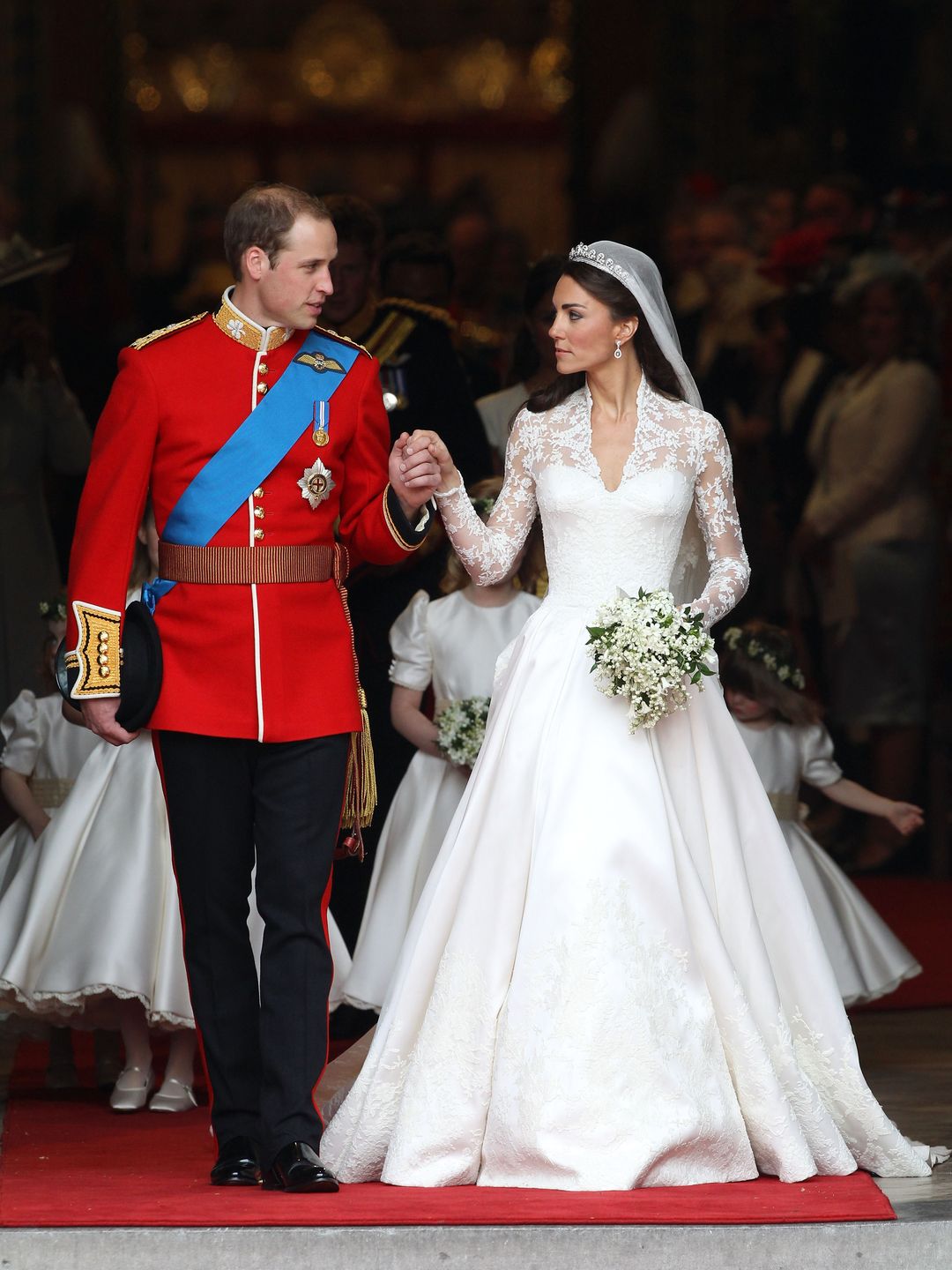 kate and william on wedding day