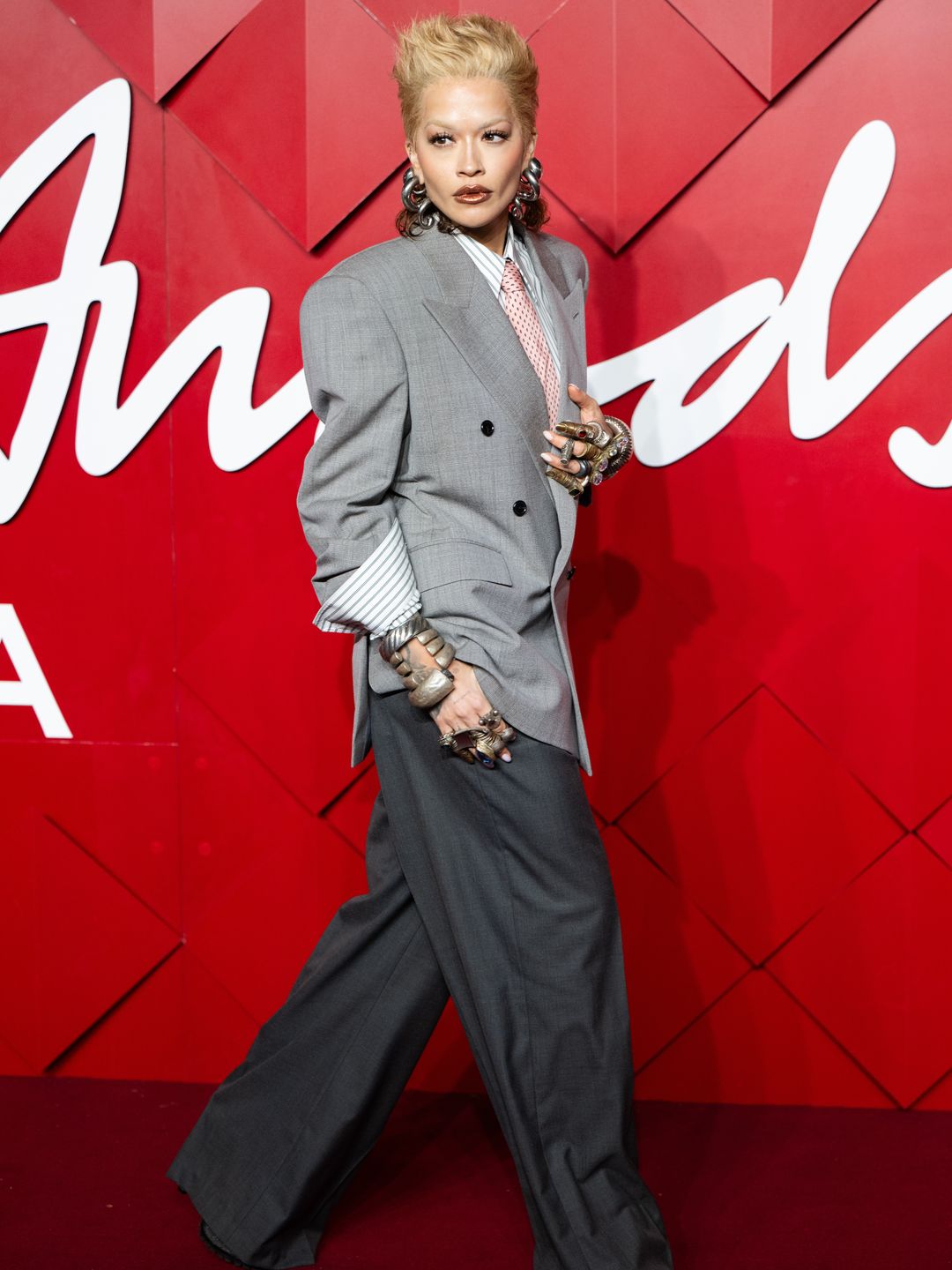 rita ora in primark suit