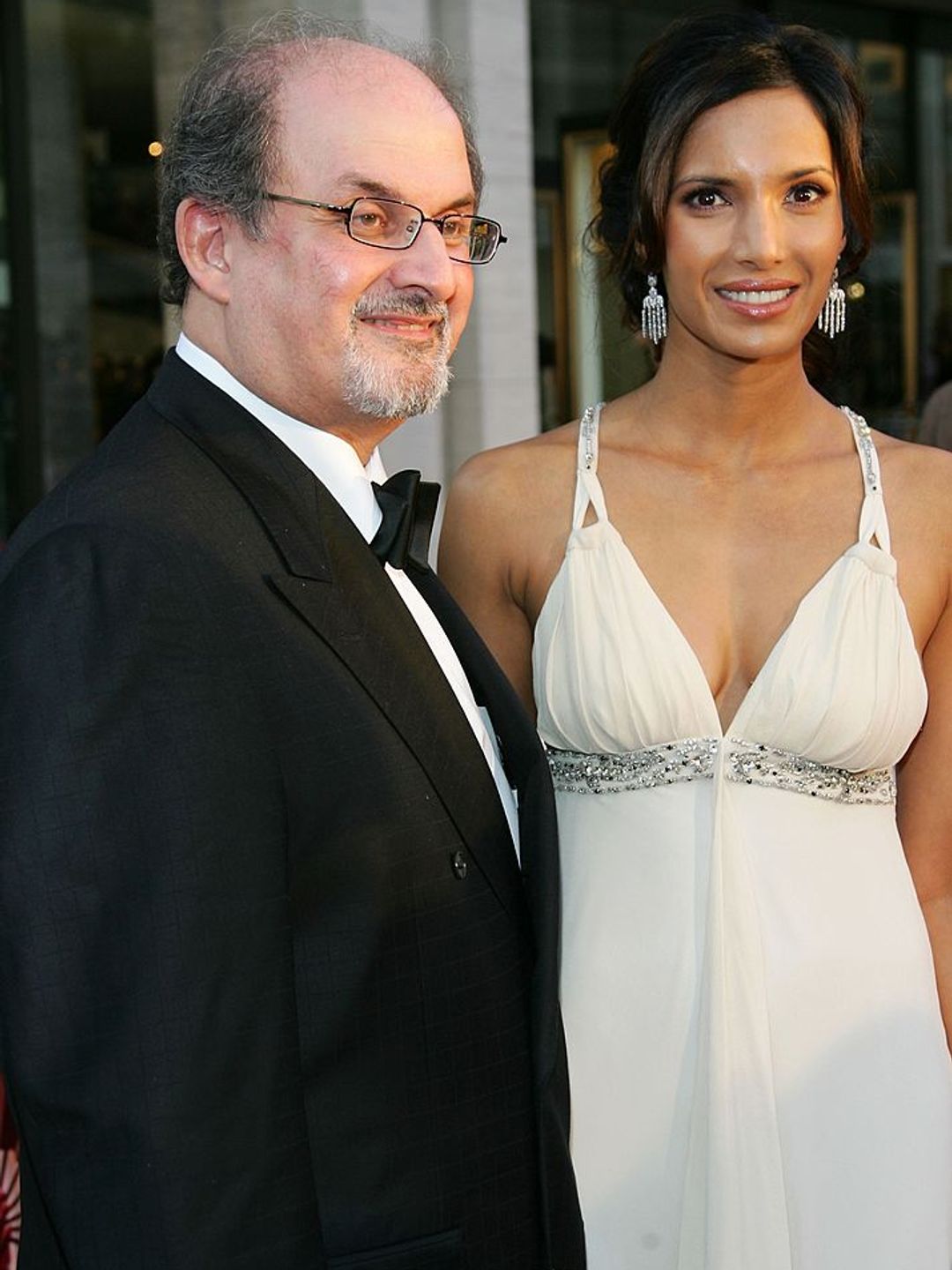 Salman Rushdie and Padma Lakshmi attend the Metropolitan Opera 2006-2007 season opening night at Lincoln Center September 25, 2006 in New York City