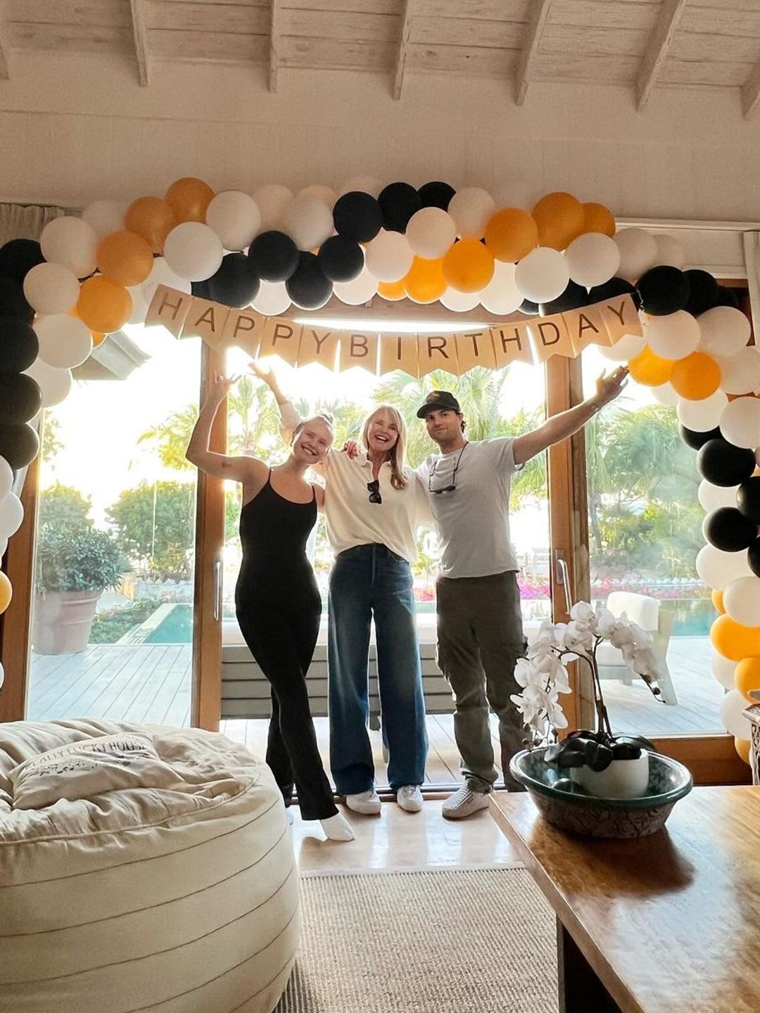 christie brinkley with kids sailor and jack with birthday balloons 