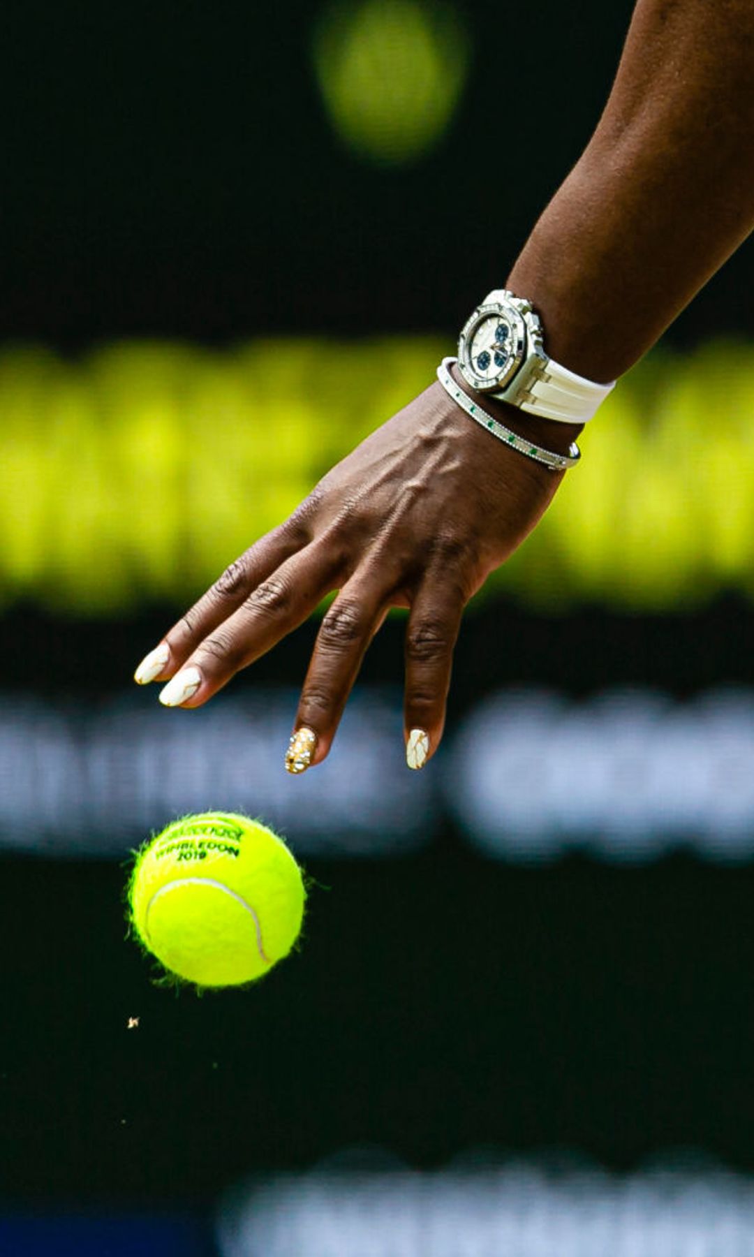 serena williams white nails for Wimbledon 